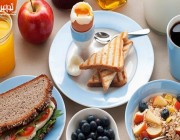أخصائي أمراض قلب يشدد على أهمية تناول «الإفطار»