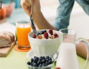 دراسة: إغفال وجبة الإفطار قد يسبب الإصابة بأمراض القلب والوفاة المبكرة