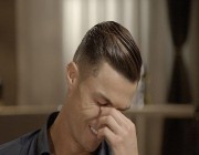 فيديو.. كريستيانو رونالدو يدخل في نوبة بكاء بعد مشاهدته لقطات لوالده المتوفى بسبب الإدمان