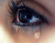 دموع العين المستمرة: إلى ماذا تشير ؟