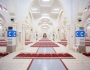 صور.. تجهيز مسجد مزدلفة وفق إجراءات التباعد
