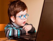 5 مؤشرات تدل على أن الطفل يتعرض للتنمر على الإنترنت