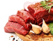 استشاري يُحذر من الإفراط في تناول اللحوم الحمراء ويوضح خطورة ذلك (فيديو)