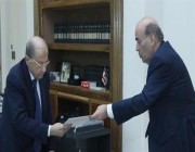وزير الخارجية اللبناني “المسيء للمملكة” يطلب من “عون” إعفاءه من منصبه