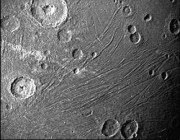 “ناسا” تنشر صورتين لأكبر أقمار كوكب المشتري