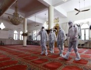 “الشؤون الإسلامية” تعيد افتتاح 8 مساجد بعد تعقيمها في 6 مناطق