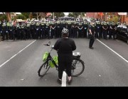 شرطة أستراليا تستخدم رذاذ الفلفل وتشتبك مع محتجين مناهضين لإجراءات العزل العام
