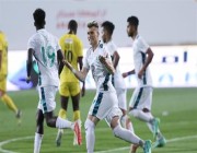 الأهلي يدعم أليوسكي قبل مباراة منتخب بلاده