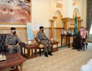 الأمير بدر بن سلطان يستقبل مدير شرطة “مكة” وقائد القوات الخاصة لأمن الطرق