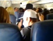 طيار سعودي ينشر مشاهد لحالات هلع ورعب لمسافرين في رحلات جوية.. ويوضح أسبابها (فيديو)