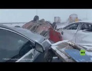 تصادم أكثر من 30 سيارة على طريق سريع في روسيا بسبب سوء الطقس