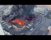 حريق هائل في مصنع في مدينة سانتا كاتارينا بالمكسيك