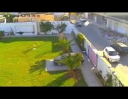 كاميرا مراقبة توثق عملية اختطاف سيدة من أمام منزلها في تونس