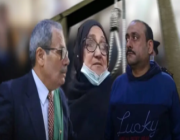 مصر.. أم تنقذ ابنها من الإعدام بعد قتـله شقيقته عمداً.. والقاضي يأمره بتقبيل قدميها (فيديو)