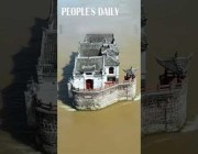 “جناح حوانين” مبنى صامد في وسط مياه نهر اليانغتسى بالصين منذ 700 عام