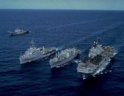 روسيا تهاجم “ماريوبول” باستخدام سفن حربية برمائية