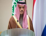 وزير الخارجية يبحث مع نظيره الكرواتي سبل وقف الانتهاكات الحوثية باليمن
