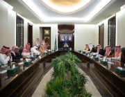 أمير مكة المكرمة يرأس اجتماعاً لاستعراض استراتيجية “الرياضة” في المنطقة