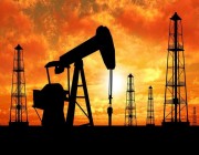 أسعار النفط تغلق مرتفعة مع تصاعد العقوبات على روسيا