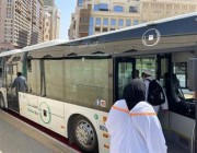 شاهد.. حافلات مكة تنقل السكان والزوار في أول يوم من إطلاق المرحلة الثانية من التشغيل التجريبي