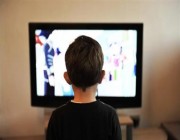 دراسة.. بقاء الأطفال طويلاً أمام شاشات التلفاز وألعاب الفيديو يجعلهم أكثر عرضة للتصرف السيئ