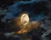 «فلكية جدة»: القمر البدر يزين سماء السعودية.. مساء اليوم