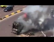 انفجار يقذف إطار سيارة مشتعلة ويصيب رجل إطفاء في الإسكندرية