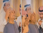 لحظة وفاء.. رجل أعمال سعودي يودع مصري أقام معه 40 عاما بطريقة تثير المشاعر