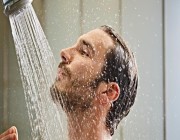 8 فوائد الاستحمام بالماء البارد .. تعرف عليها