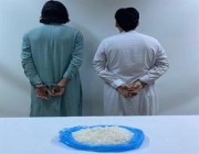 القبض على مقيمين بحوزتهما مادة “الشبو” المخدر في جدة