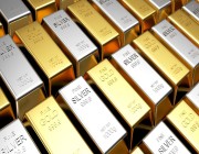 الذهب يرتفع أكثر من 2% والفضة تقفز 8%