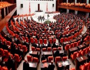 البرلمان التركي يقر قانوناً للإعلام يسجن من ينشرون “معلومات مضللة”