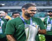 إعلامي رياضي يشيد بمدرب المنتخب السعودي الأولمبي.. “أعلنوا استسلامهم”