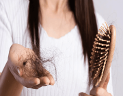 أبرزها الإجهاد وتلوث الهواء.. 5 عوامل تسبب تساقط الشعر لدى الجنسين