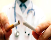 ترفع مضاعفات «كورونا».. تحذير من مخاطر التدخين وزيادة الوزن