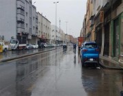 هطول أمطار من خفيفة إلى متوسطة على مدينة الرياض (صور)