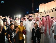الأميرِ محمد بن عبدالعزيز يتفقَّد عدداً من مقارِّ فعاليات مهرجان “شتاء جازان 23”
