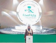 وزير الصحة يتسلّم جائزة المستوى الذهبي على مسار الوزارات بجائزة الملك عبدالعزيز للجودة