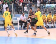 اشتباك بالأيدي بين مدرب النور ولاعب الخليج في دوري كرة اليد للشباب
