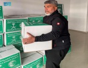 اجتماعي / مركز الملك سلمان للإغاثة يوزع أكثر من 3 أطنان من السلال الغذائية في محافظة فلورا بألبانيا