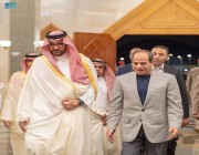 رئيس جمهورية مصر العربية يغادرُ المدينةَ المنورةَ