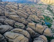 فيديو| “جبال القهر” بمحافظة الريث في جازان.. مقصد لعشاق السياحة والمغامرة