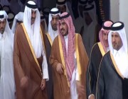أمير قطر يصل إلى جدة للمشاركة في القمة الخليجية