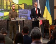 زيلينسكي: أوكرانيا تحتاج أسلحة طويلة المدى لقتال روسيا