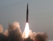 كوريا الشمالية تطلق صاروخا باليستيا يطير إلى 1100 كيلومتر