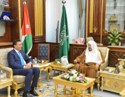رئيس مجلس الشورى يبدأ زيارة رسمية إلى الأردن لتعزيز العلاقات الثنائية