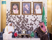 الأمير عبدالعزيز بن سعود يعقد جلسة مباحثات رسمية مع وزير الداخلية القطري