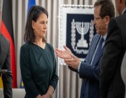 وزيرة الخارجية الألمانية تدعو إسرائيل إلى عملية عسكرية “أقل حدة”
