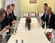 «البديوي» يبحث مع وزير خارجية السويد سبل تعزيز علاقات التعاون «الخليجية – السويدية»
