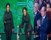 الرئيس المصري لفنانة تعرضت لموقف محرج: متتوتريش..فيديو